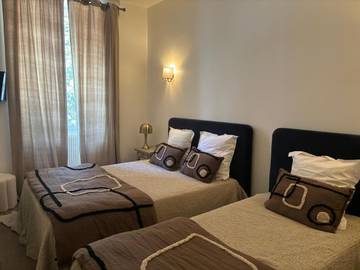 Hôtel pour 2 personnes, avec vue ainsi que jardin et terrasse à Vivario
