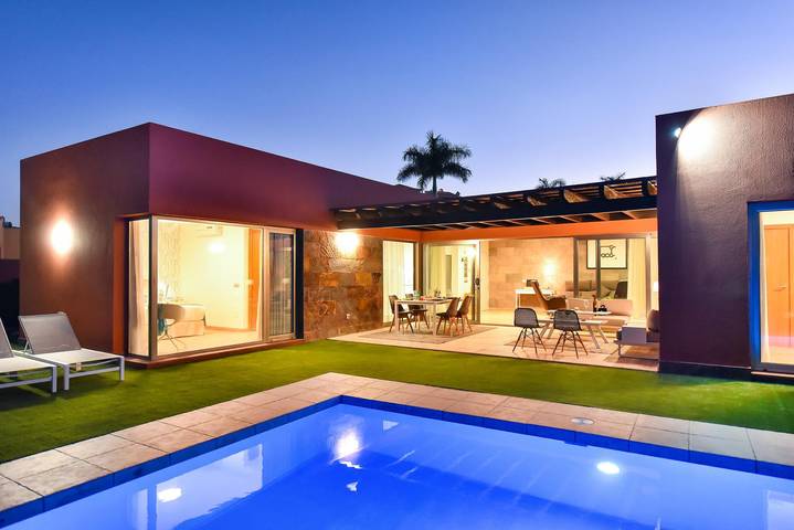 Villa voor 6 personen, met terras en tuin in Salobre Golf