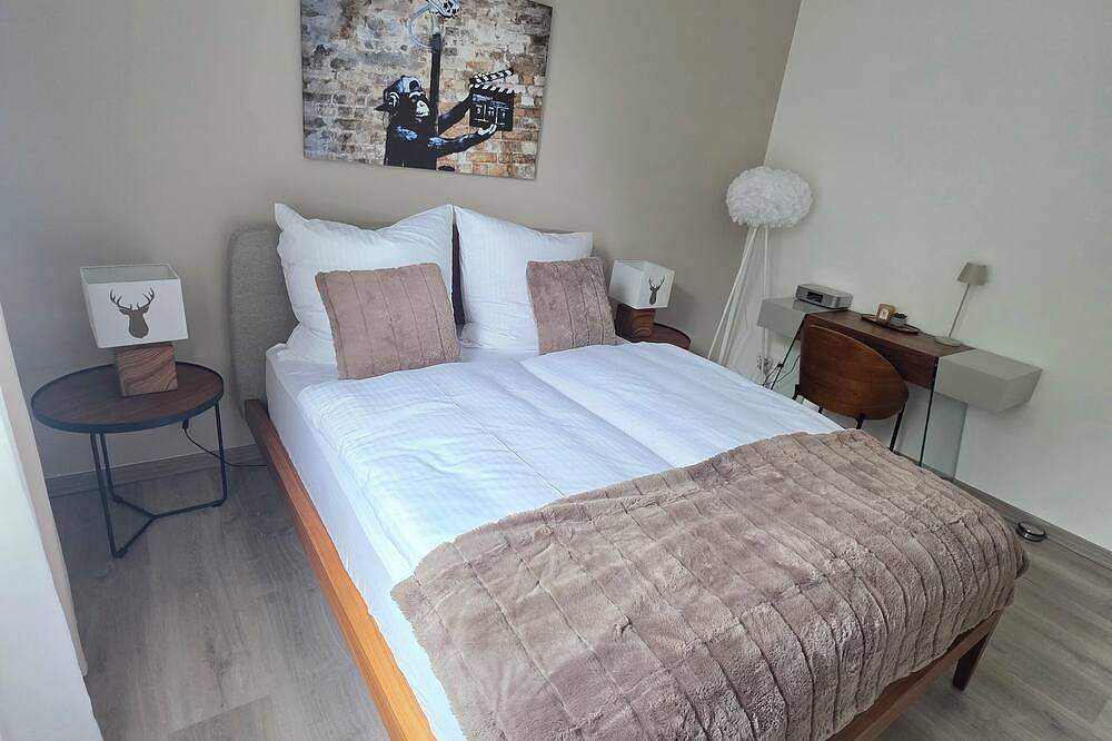 Ganze Wohnung, Haus Victoria  Modernes Top-Ferien-/ Firmenapartment zentral + ruhig gelegen in Bad Nenndorf, Landkreis Schaumburg