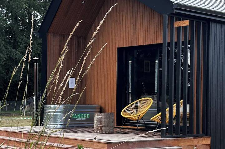 Lodge pour 2 personnes, avec piscine
