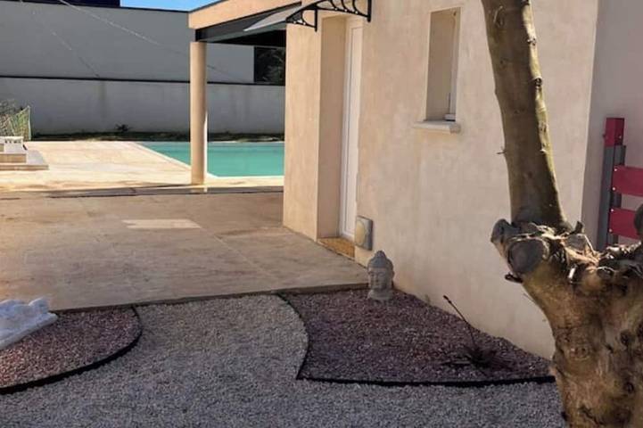 Appartement de vacances pour 2 personnes, avec Jacuzzi ainsi que Jardin et Piscine