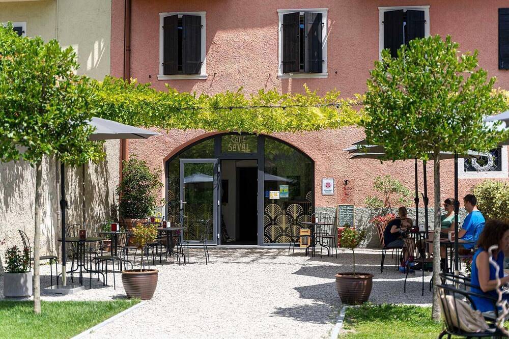 Geheel appartement, Appartement in Mezzolago met Ledromeer Uitzicht in Mezzolago, Ledro