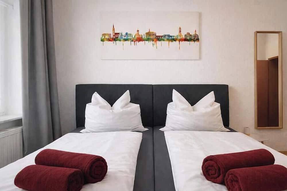 Ganze Wohnung, Zentral | Balkon | Smart-Tv | Waschmaschine in Gera, Ostthüringen