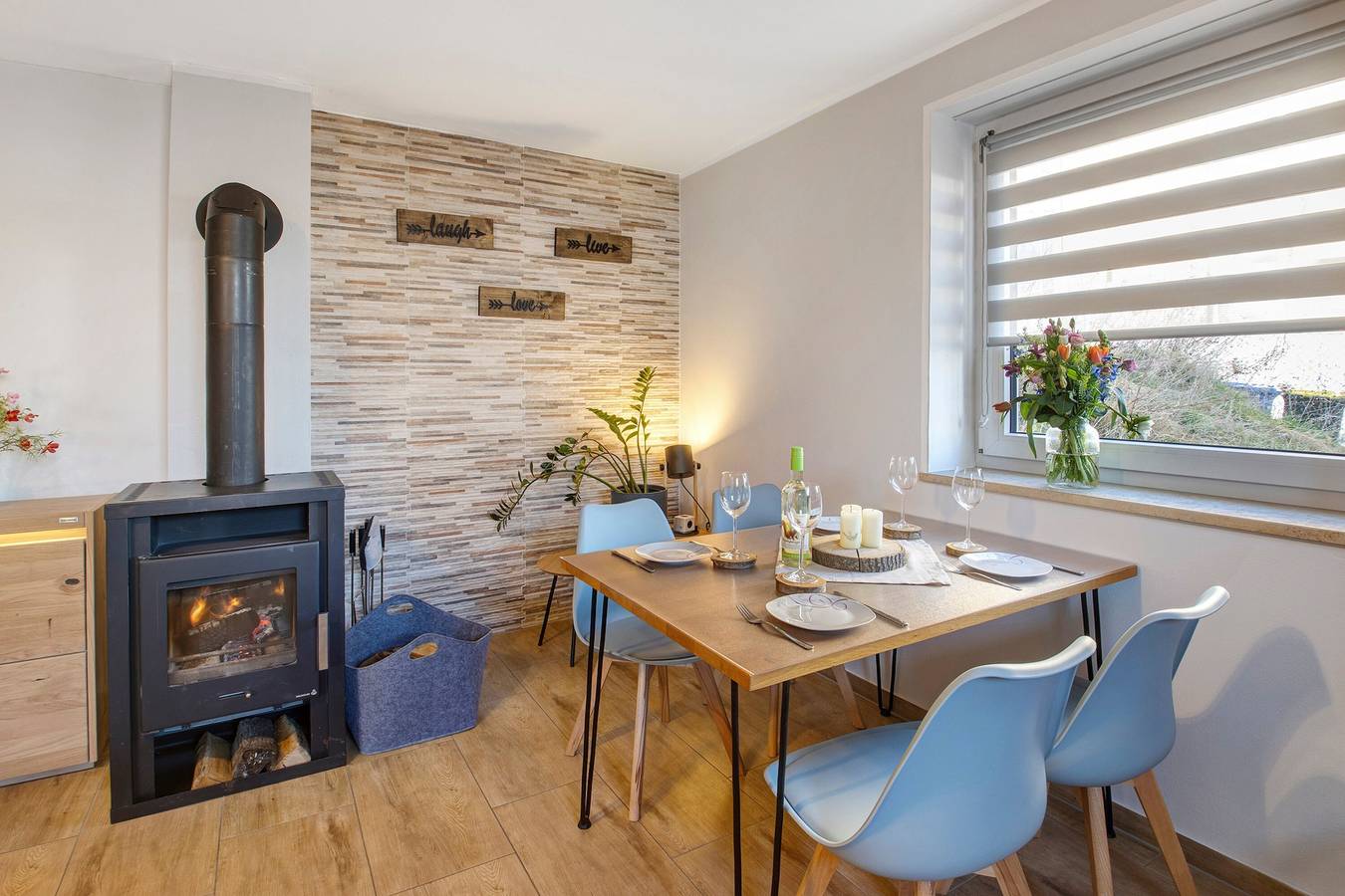 Apartamento entero, Apartamento 'Andreas' con terraza compartida, jardín compartido y Wi-Fi in Naumburgo (Saale), Saale-Unstrut