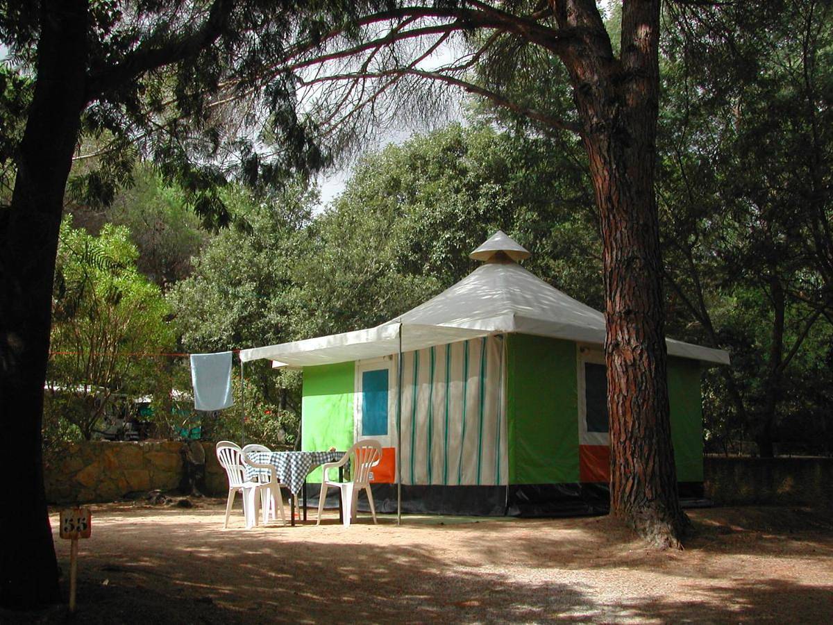 Tent in Calvi, Calvi und Umgebung