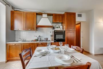 Agriturismo per 4 Persone in Padenghe sul Garda, Prealpi Gardesane, Foto 4