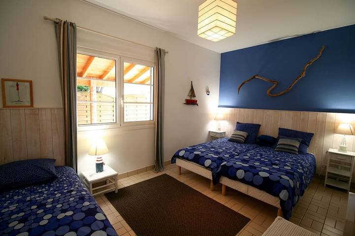 Location de vacances pour 5 personnes, avec terrasse et jardin, animaux acceptés dans Hourtin Plage - 4