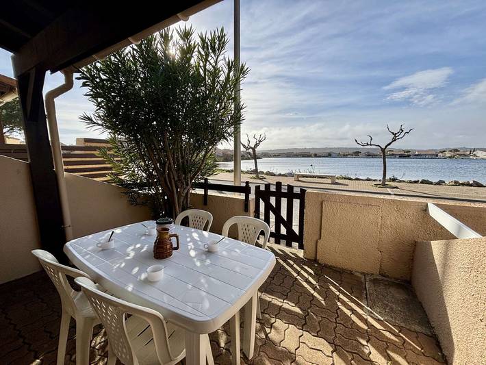Ferienhaus für 4 Personen, mit Terrasse und Seeblick in Aude - 2