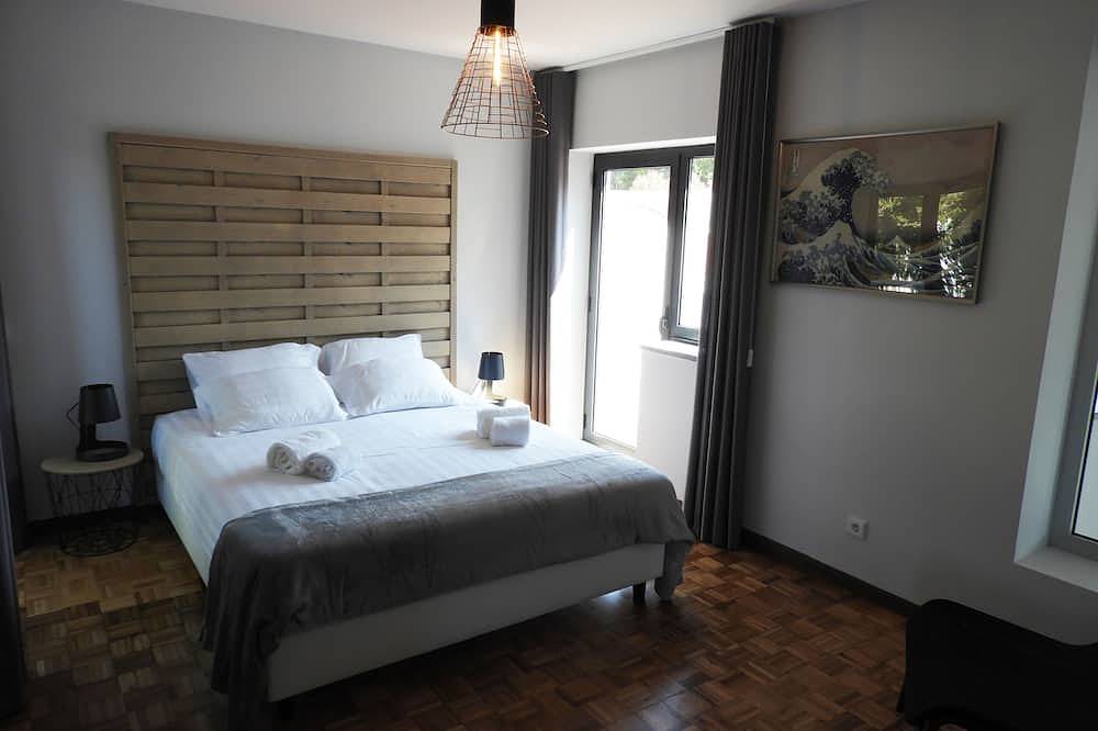 Afife Nastassja Duplex Villa - Mountain, Sea & Private Pool in Afife, Distrito de Viana do Castelo