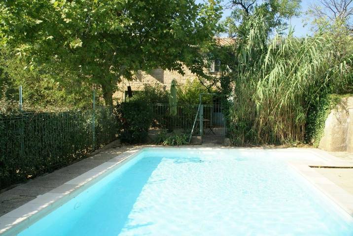 Ferienhaus für 8 Personen, mit Terrasse und Garten sowie Pool