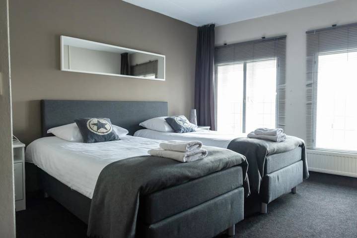 Hotel voor 2 personen, met Terras en Uitzicht in Roermond