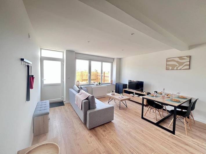 Gîte pour 4 personnes, avec Terrasse à Mâlain