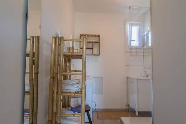 Location de vacances pour 4 personnes, avec jardin à La Bridoire - 2