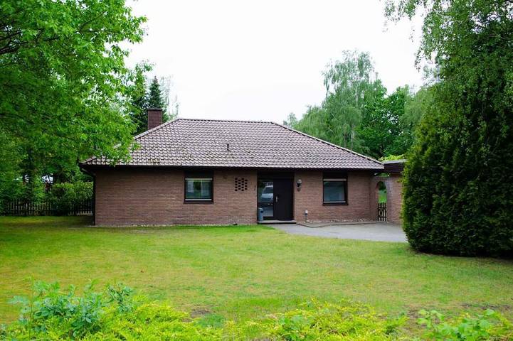 Villa für 12 Personen, mit Garten in Niedersachsen