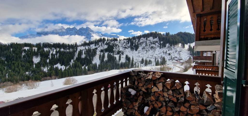 Gîte pour 8 personnes, avec balcon et jardin, adapté aux familles dans Champoussin - 4