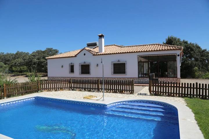 Casa rural para 12 personas, con piscina además de jardín y vistas en Posadas - 4