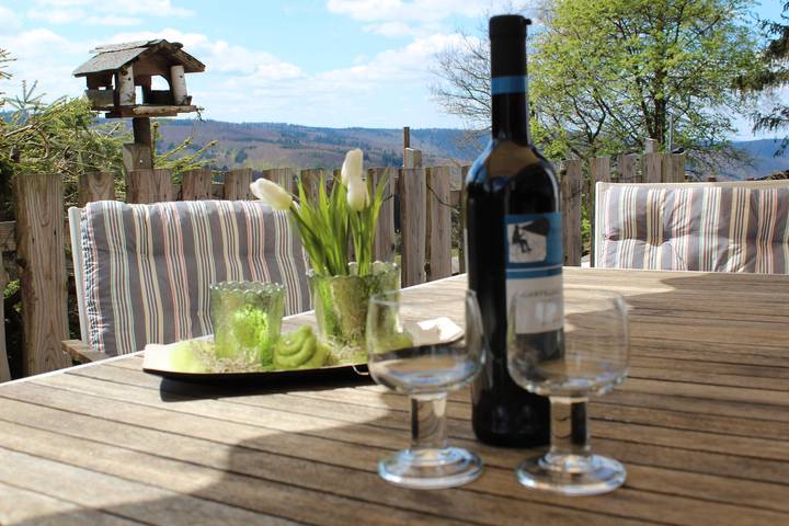 Hütte für 4 Personen, mit Garten und Balkon in Schmallenberg - 2