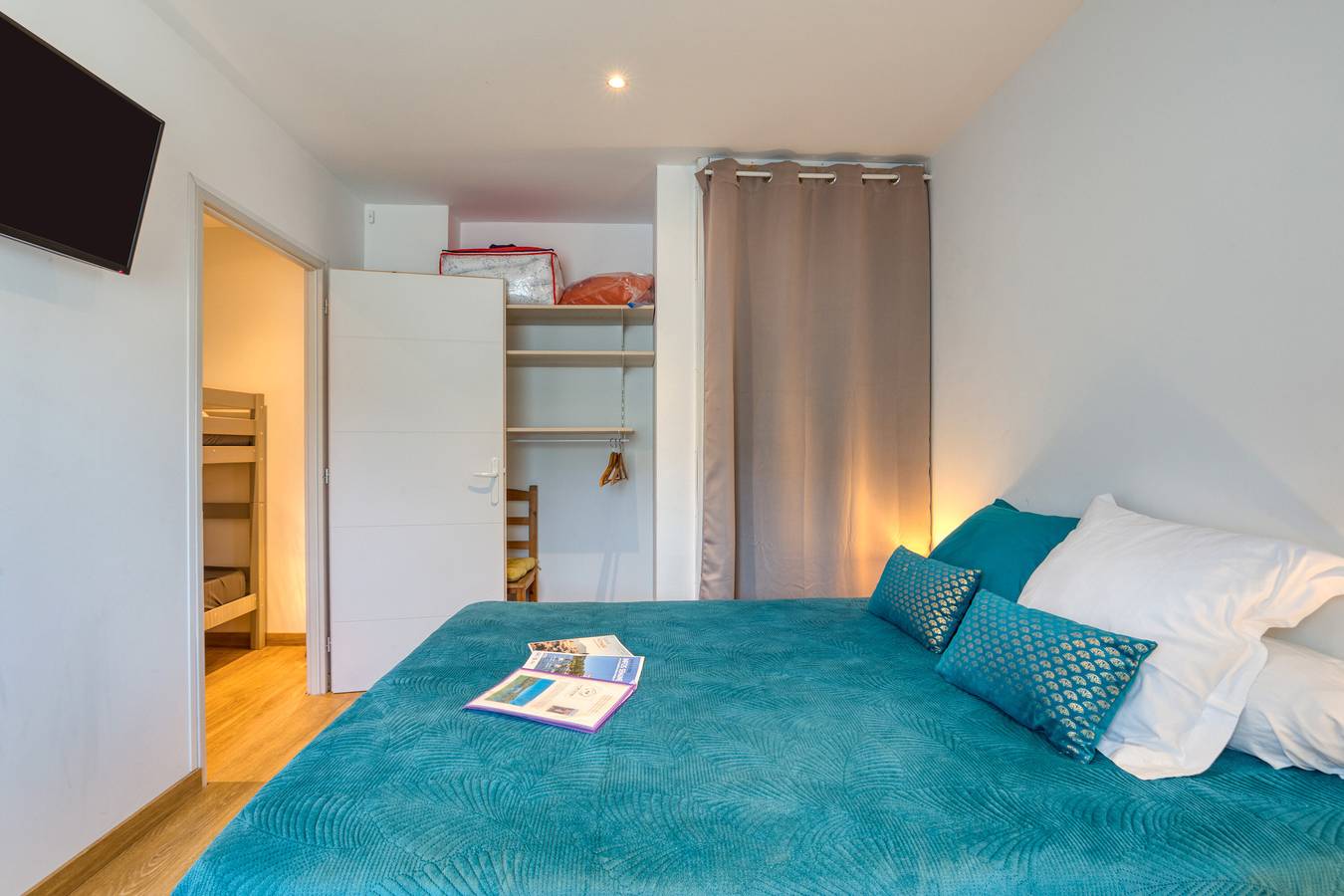 Apartamento 'Les Tables Aux Vaches-Chambre Agout' con terraza privada, jardín privado y Wi-Fi in La Salvetat-sur-Agout, Region de Béziers