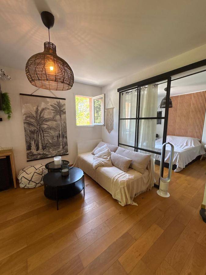 Appartement entier, Bel Appartement à La Valette du var in La Valette-du-Var, Côte méditerranéenne (France)