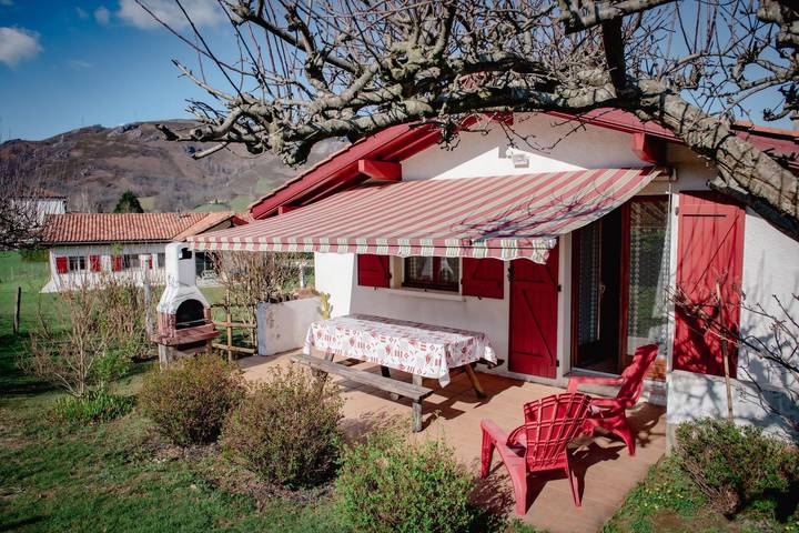 Gîte pour 2 personnes, avec jardin en Pyrénées-Atlantiques - 2