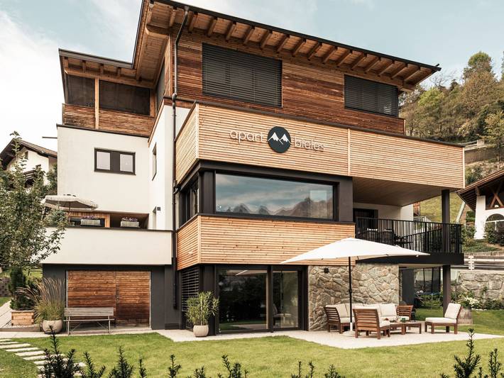 Ferienwohnung für 6 Personen, mit Balkon und Terrasse sowie Garten und Sauna in Kauns
