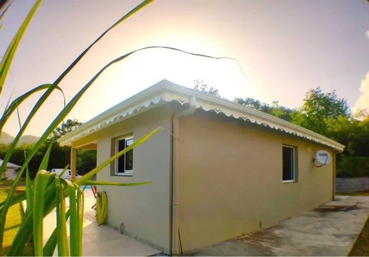 Charmante Villa in Le Diamant mit privatem Pool in Le Diamant, Martinique