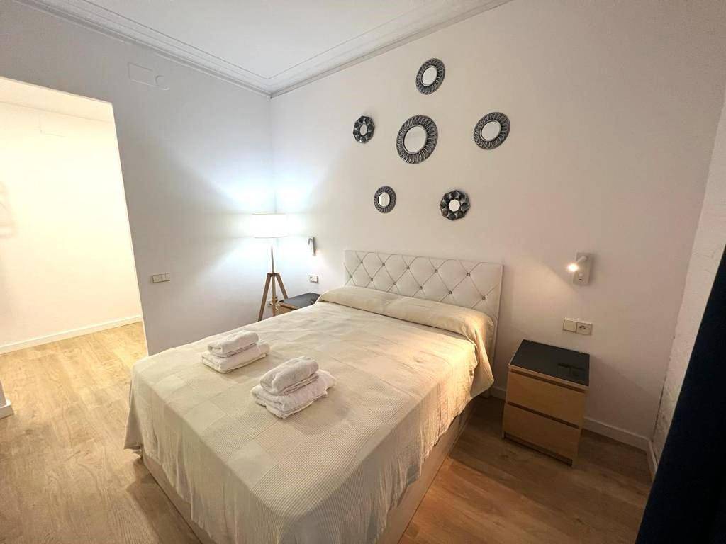 Flor Habitaciones in Centro Barcelona, Barcelona