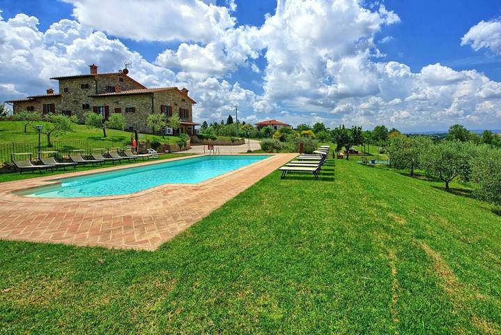 Chalet para 13 personas con piscina in Farneta, Cortona