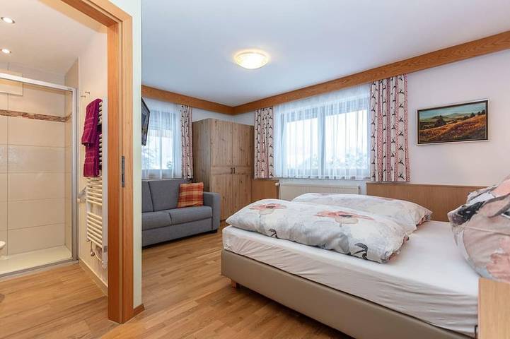 Ferienwohnung für 6 Personen, mit Balkon/Terrasse und Terrasse sowie Garten in Sankt Ulrich am Pillersee - 2