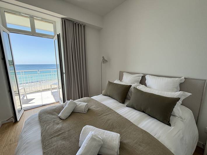 Gîte pour 2 personnes, avec vue et piscine ainsi que jardin et vue sur l’océan dans Plage Tresmeur - 3