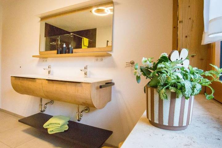 Chalet für 5 Personen, mit Terrasse und Whirlpool sowie Garten im Fichtelgebirge - 4