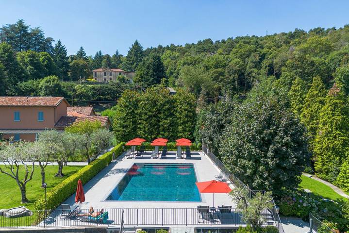 Appartamento intero, Guesthost - Lake View Apartment Villa Maderni Como in Como, Parco Regionale Spina Verde