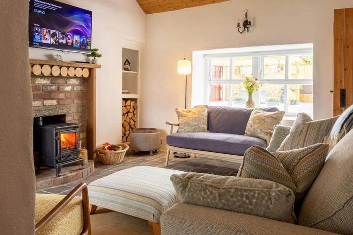 Holiday rental for 8 people, with Hot tub and Terrace as well as Garden and Sauna in Dundalk