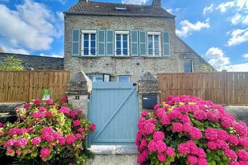 Gîte pour 6 personnes, avec jardin à Urville-Nacqueville
