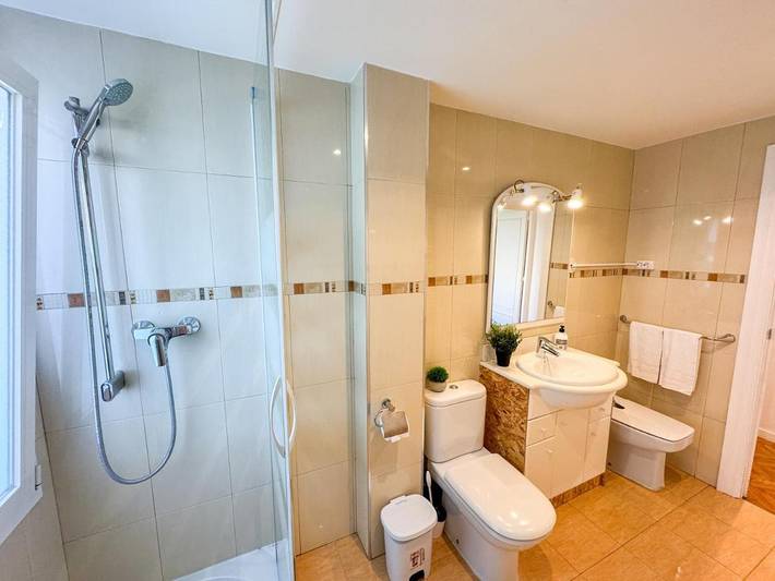 Maison d’hôte pour 7 personnes, avec vue et terrasse, animaux acceptés à Huesca - 2