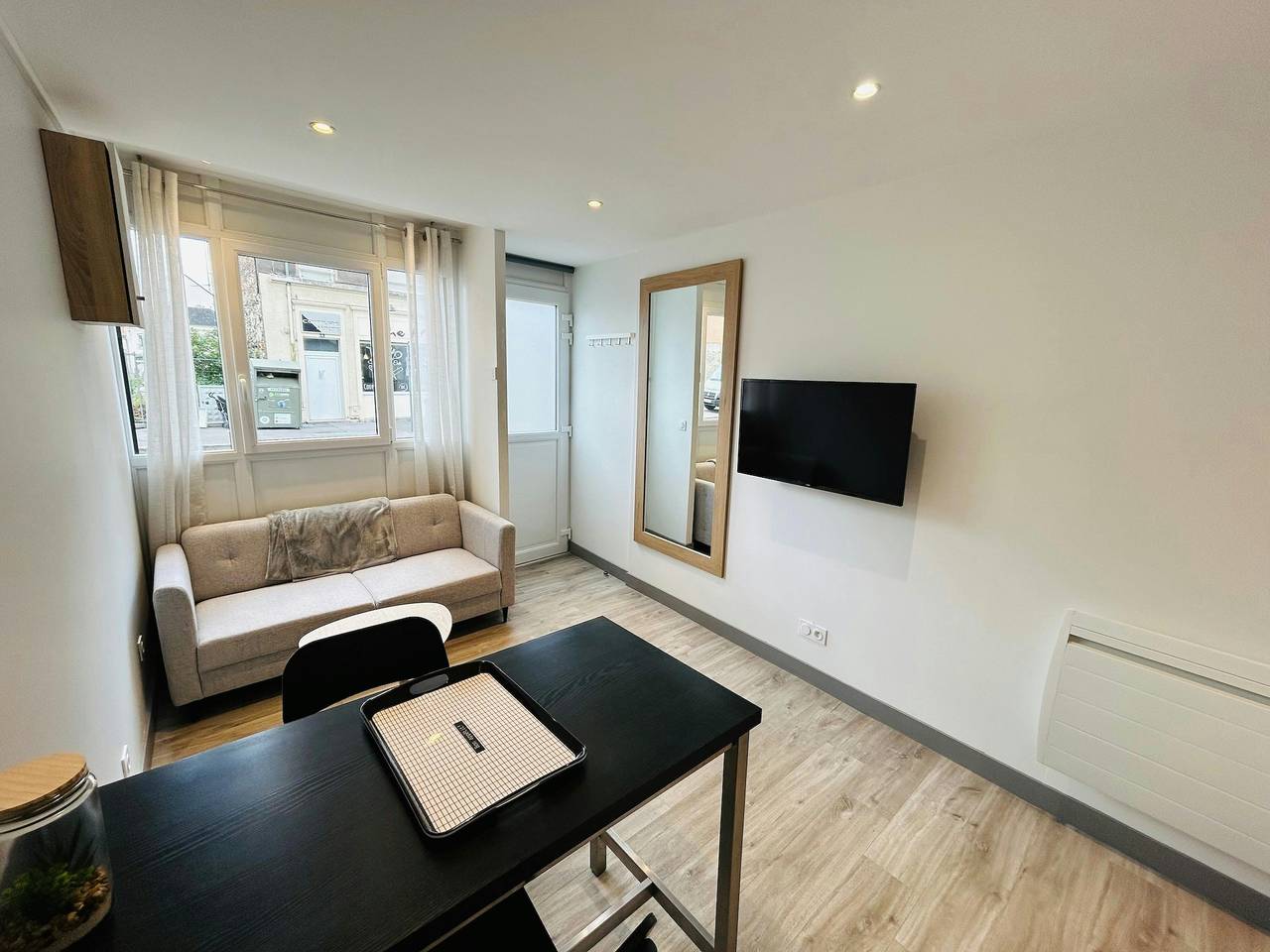 Apartamento entero, La Cour Barbatre | Calme in Reims, Marne