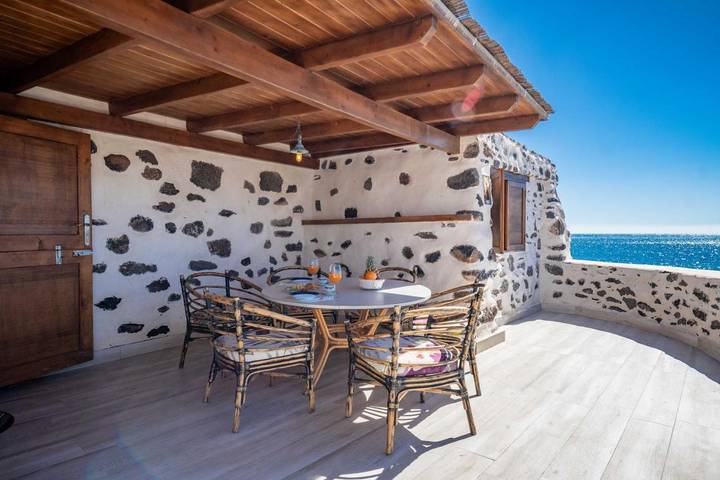 Location de vacances pour 3 personnes, avec piscine ainsi que terrasse et vue à La Lajita - 2