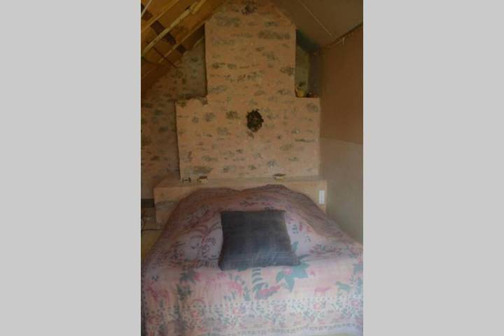 Location de vacances pour 3 personnes, avec vue ainsi que jardin et terrasse à Meyrignac-l'Église - 2