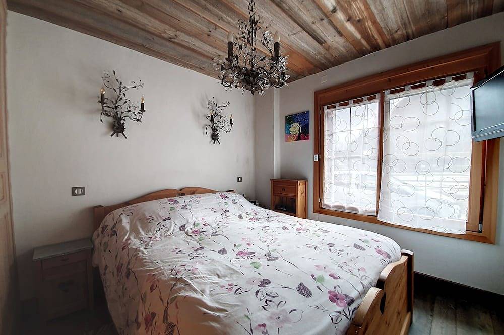 Entire apartment, Apartment with terrace and private garden at the foot of the 3 Valleys in Moûtiers, Les Trois Vallées