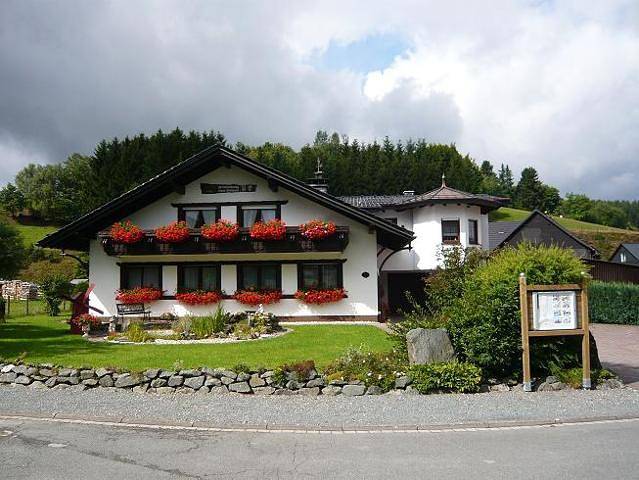 Ferienhaus für 5 Personen, mit Garten, kinderfreundlich in Winterberg
