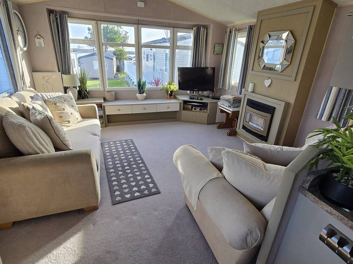Glamping for 8 people, with Pool in Weymouth