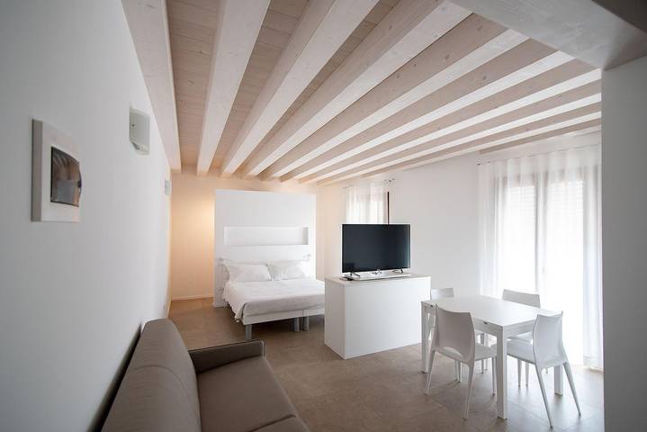 Ferienwohnung für 3 Personen, mit Balkon in Rosolina Mare