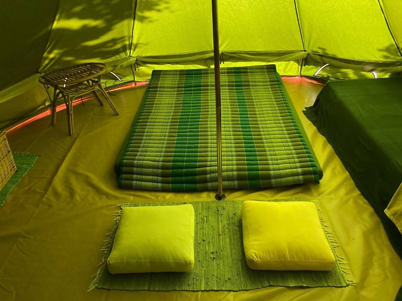 Mobil home pour 5 personnes avec jardin in Bad Honnef, Arrondissement de Rhin-Sieg
