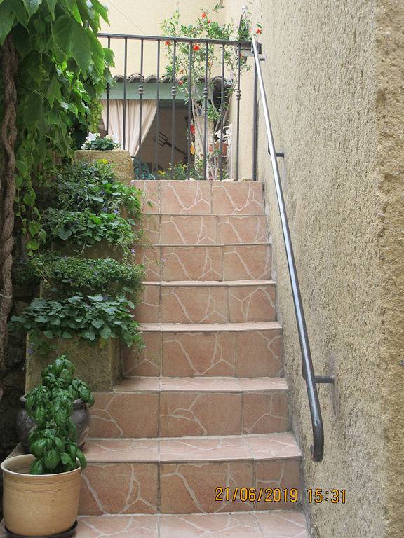 Gîte pour 2 personnes, avec terrasse dans le Vaucluse - 2