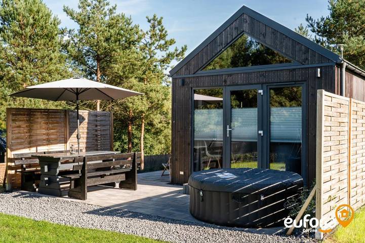 Vakantiehuis voor 6 personen, with sauna and whirlpool as well as tuin and zwembad in Woiwodschap Koejavië-Pommeren