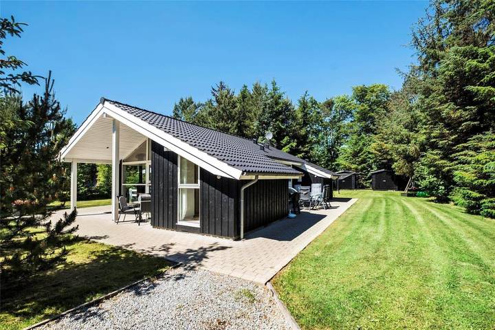 Ferienhaus für 6 Personen, mit Whirlpool und Terrasse - 1