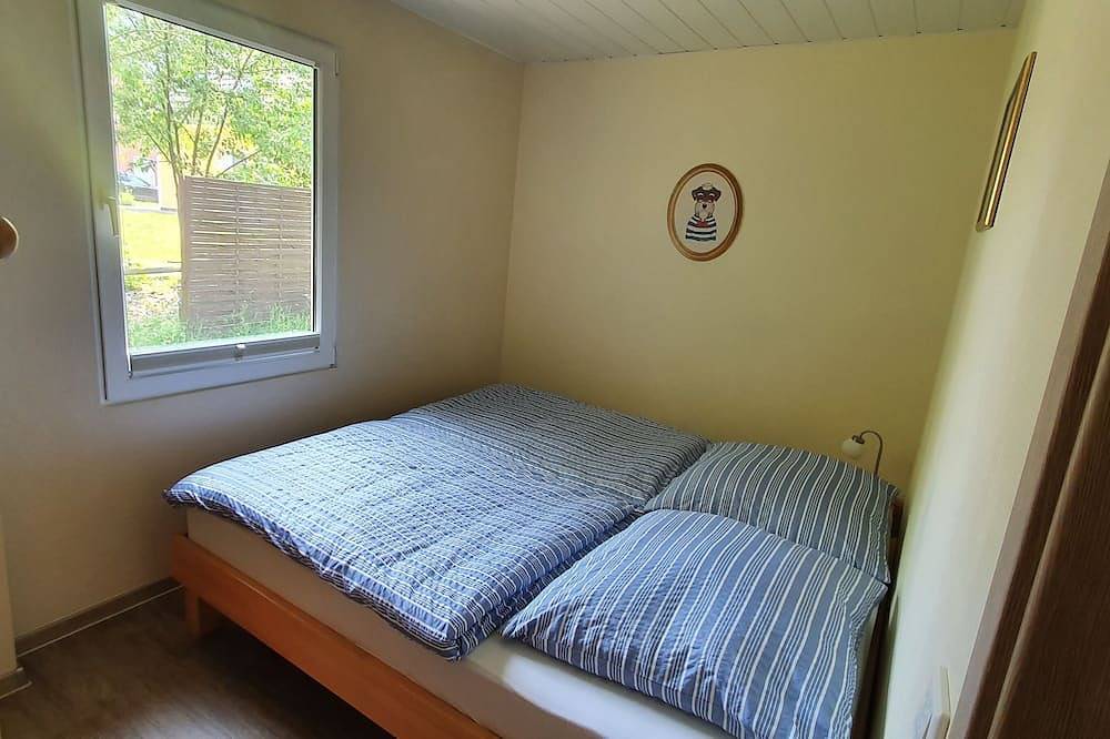 Bungalow „Müritzblau\", 250 m zur Müritz & Steg, alternative Zahlungsform möglich in Röbel, Müritz