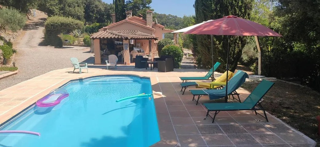 Chalet para 6 personas, con jardín y piscina, Se admiten mascotas - 1