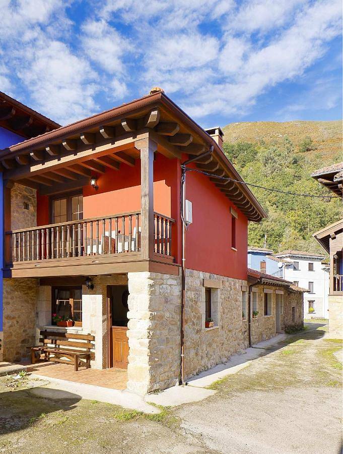 Casa Celis 2 in Piloña, Cordillera Cantábrica