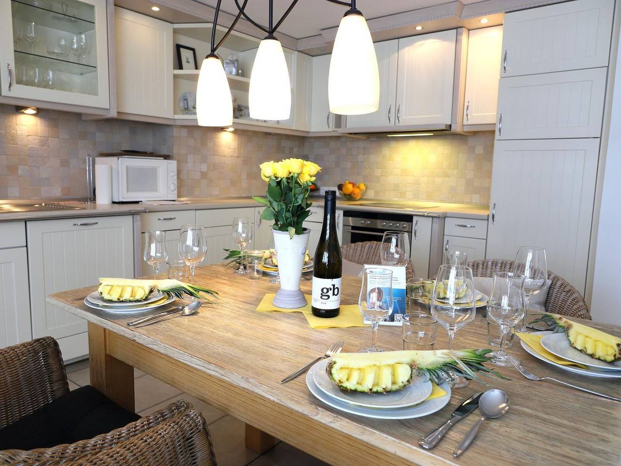Ganze Wohnung, Exklusive 3-Zimmer-Ferienwohnung mit Balkon und Meerblick in Westerland in Westerland, Sylt (Gemeinde)
